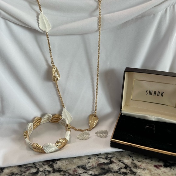 SWANK Jewelry - Swank Gold and White Leaf Jewelry Set